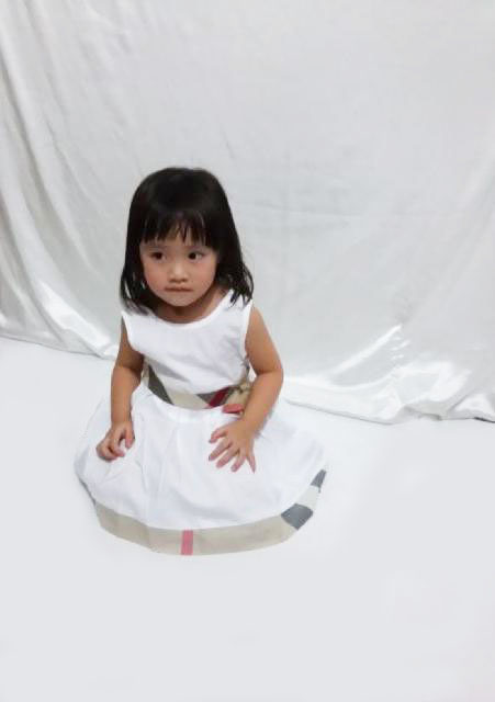 dress burberry putih anak